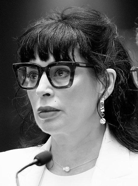 Author avoids jail after shooting at LAPD officers