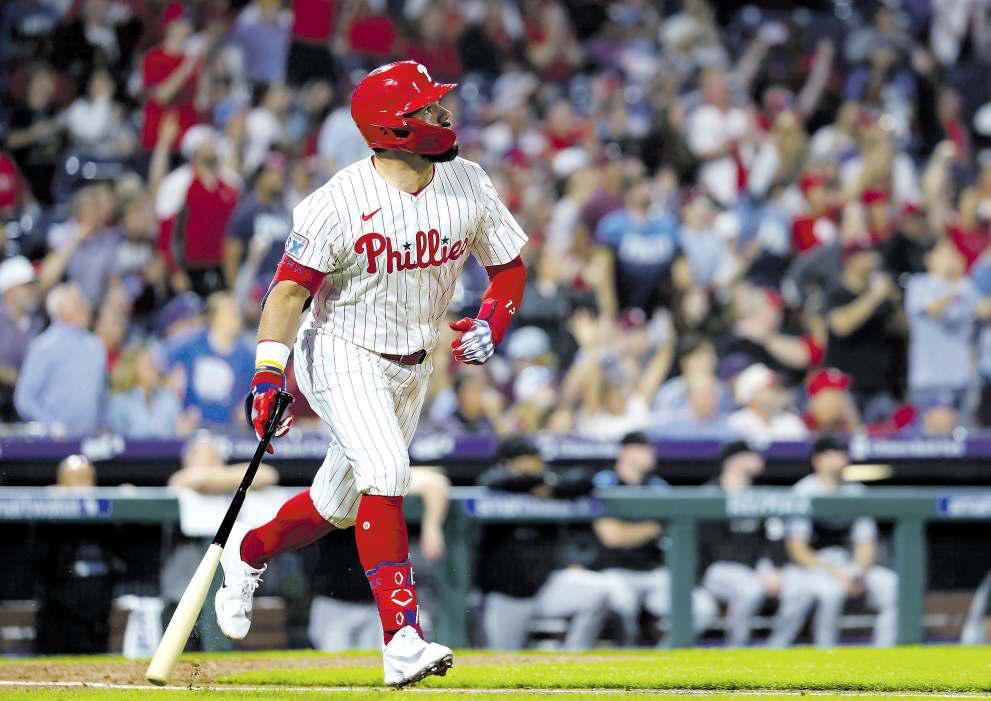 Dodgers face real test in retooled Phillies