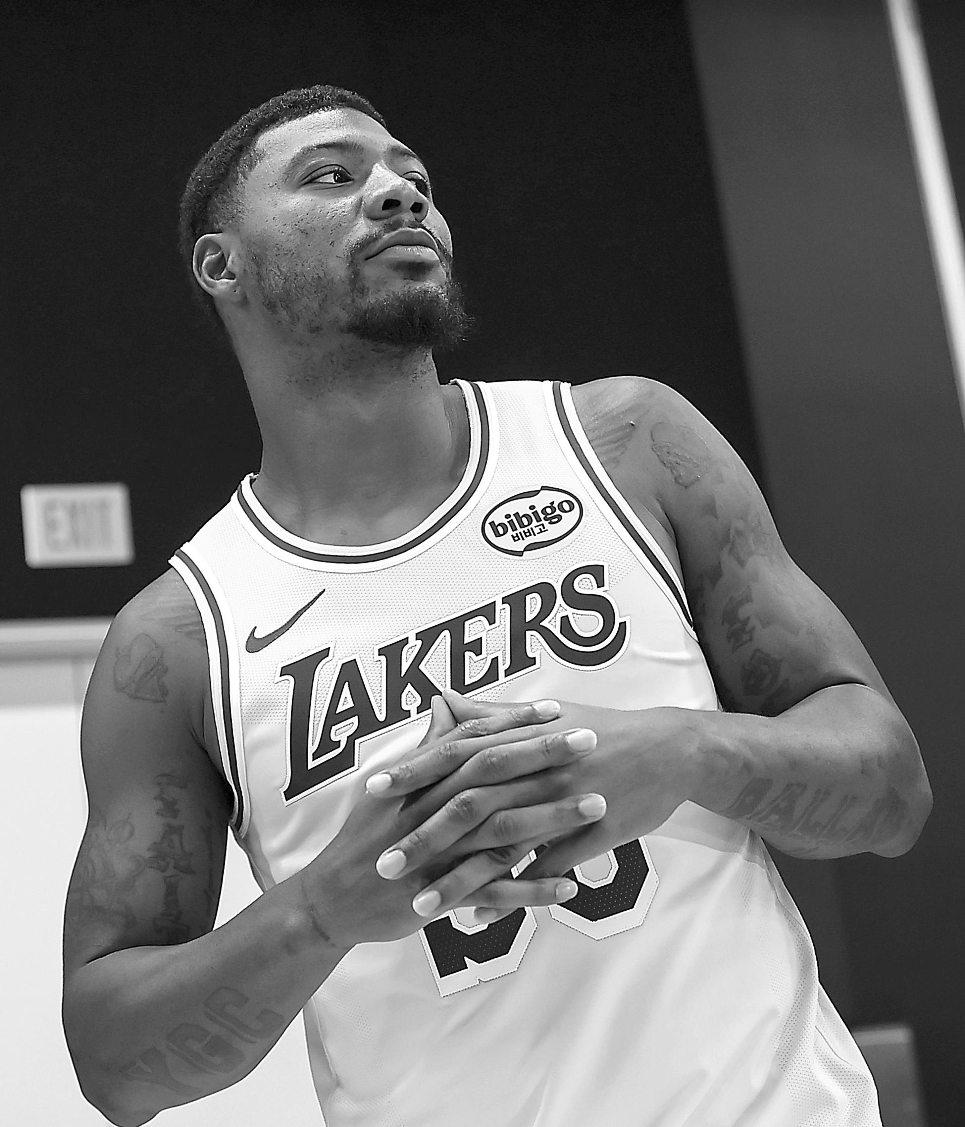Smart flashes signature stellar defense