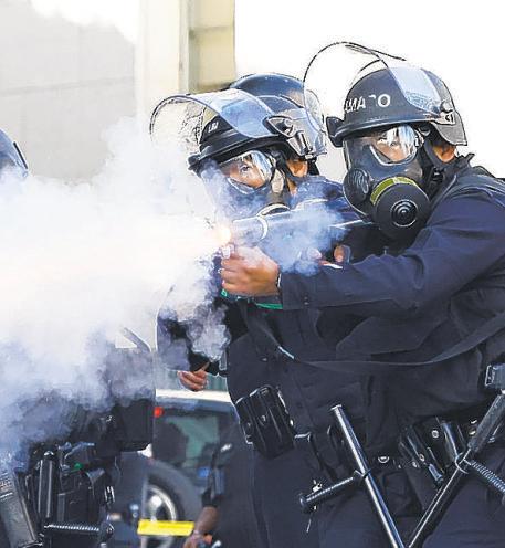 City seeks to overturn judge’s order restricting use of crowd-control weapons by L.A. police