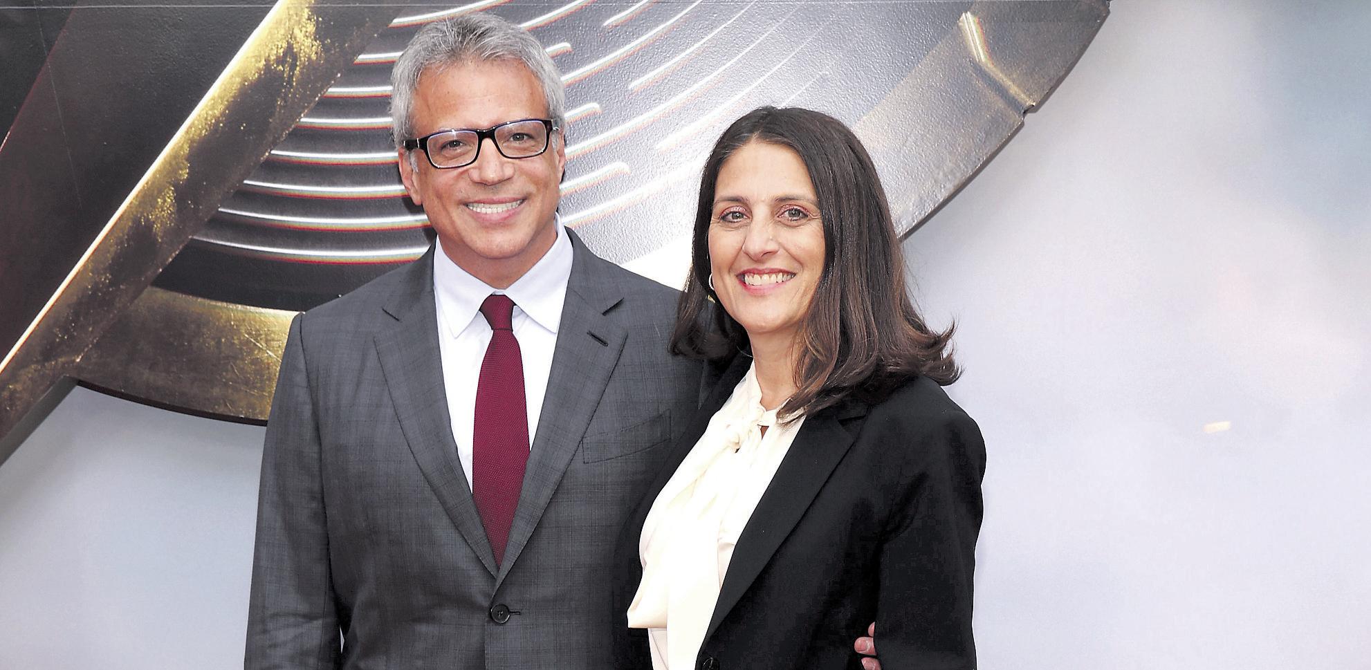 Warner renews deals for film chiefs on hot streak