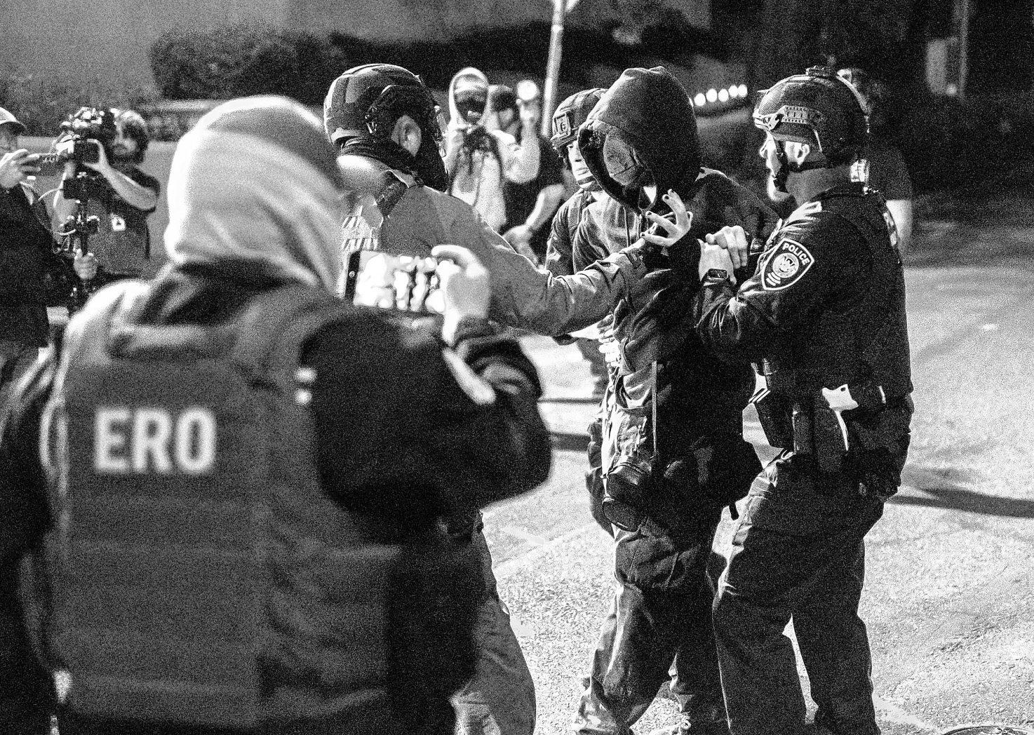 Illinois urges judge to stop deployment of National Guard