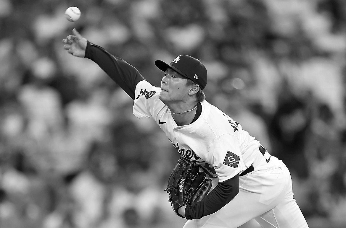 No longer a simple playoff pitching plan for Dodgers