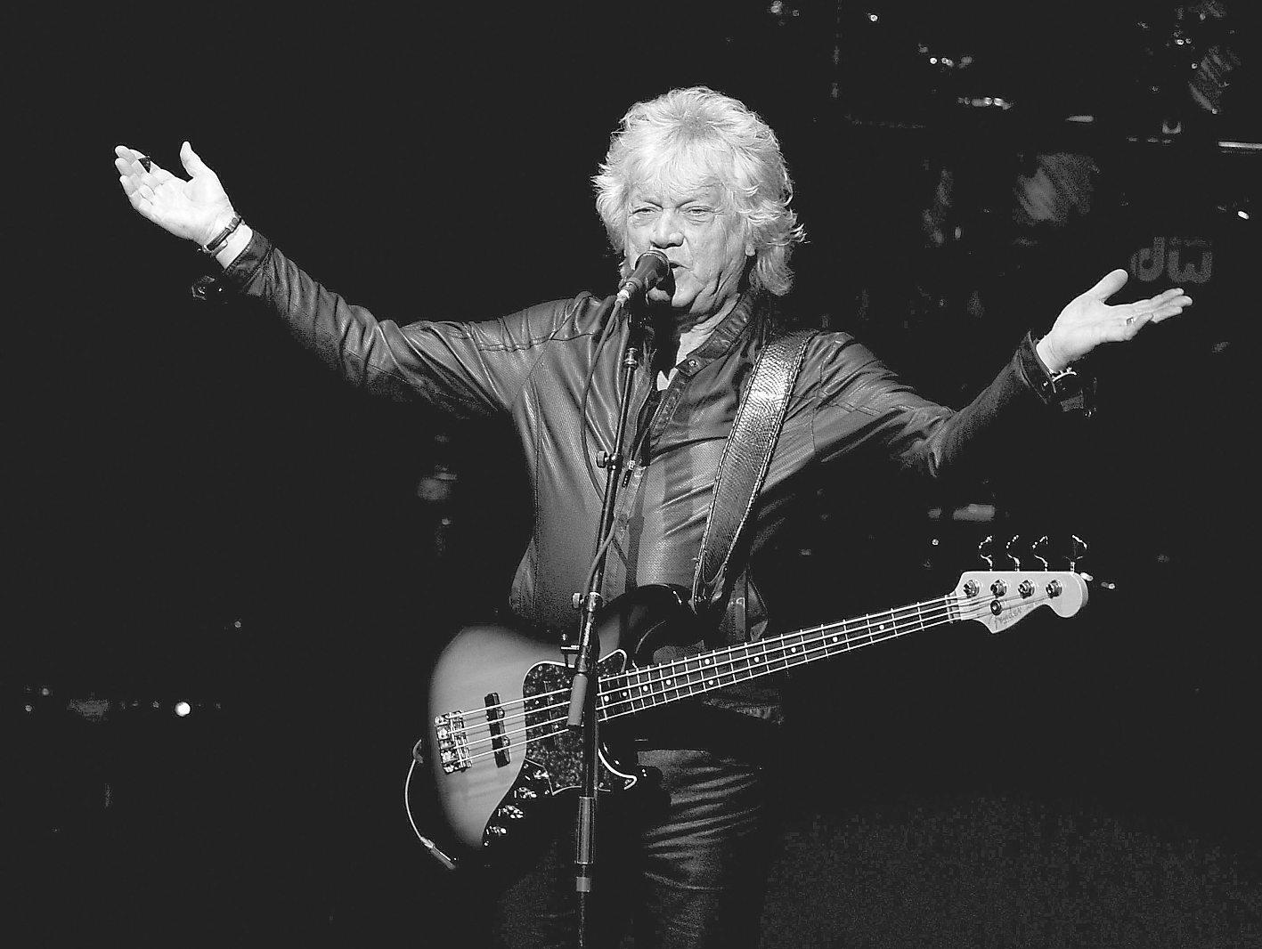 Bassist-singer of prog rock pioneers the Moody Blues