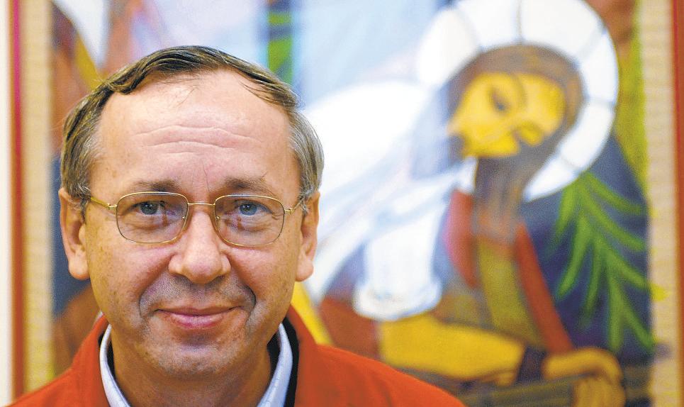 Famous ex-Jesuit artist faces abuse trial at Vatican