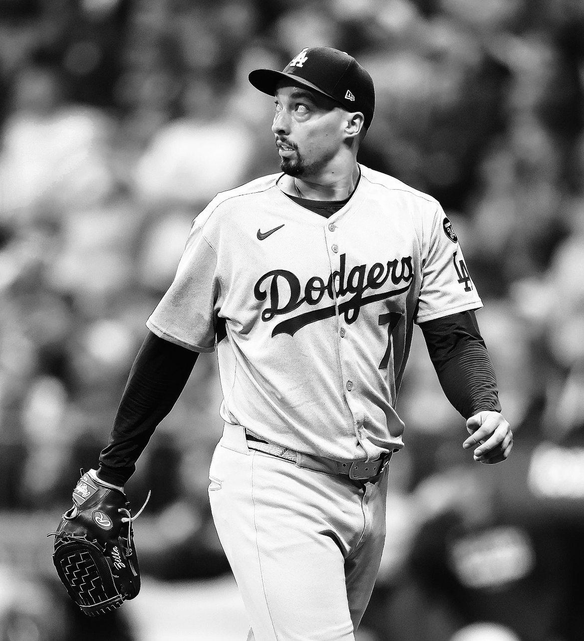 Snell’s October dominance reaches Koufax level