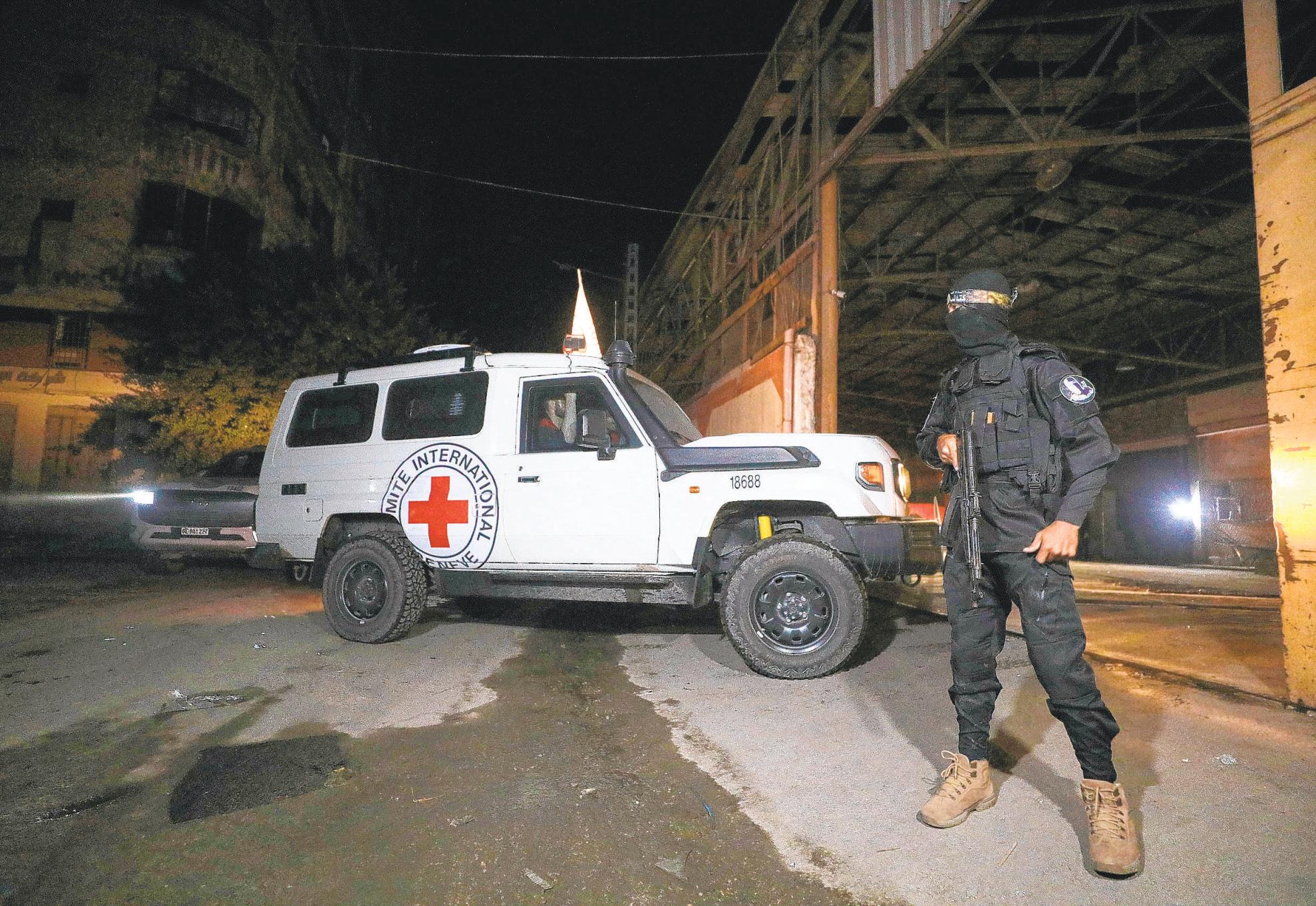 Hamas hands over remains of 2 more hostages