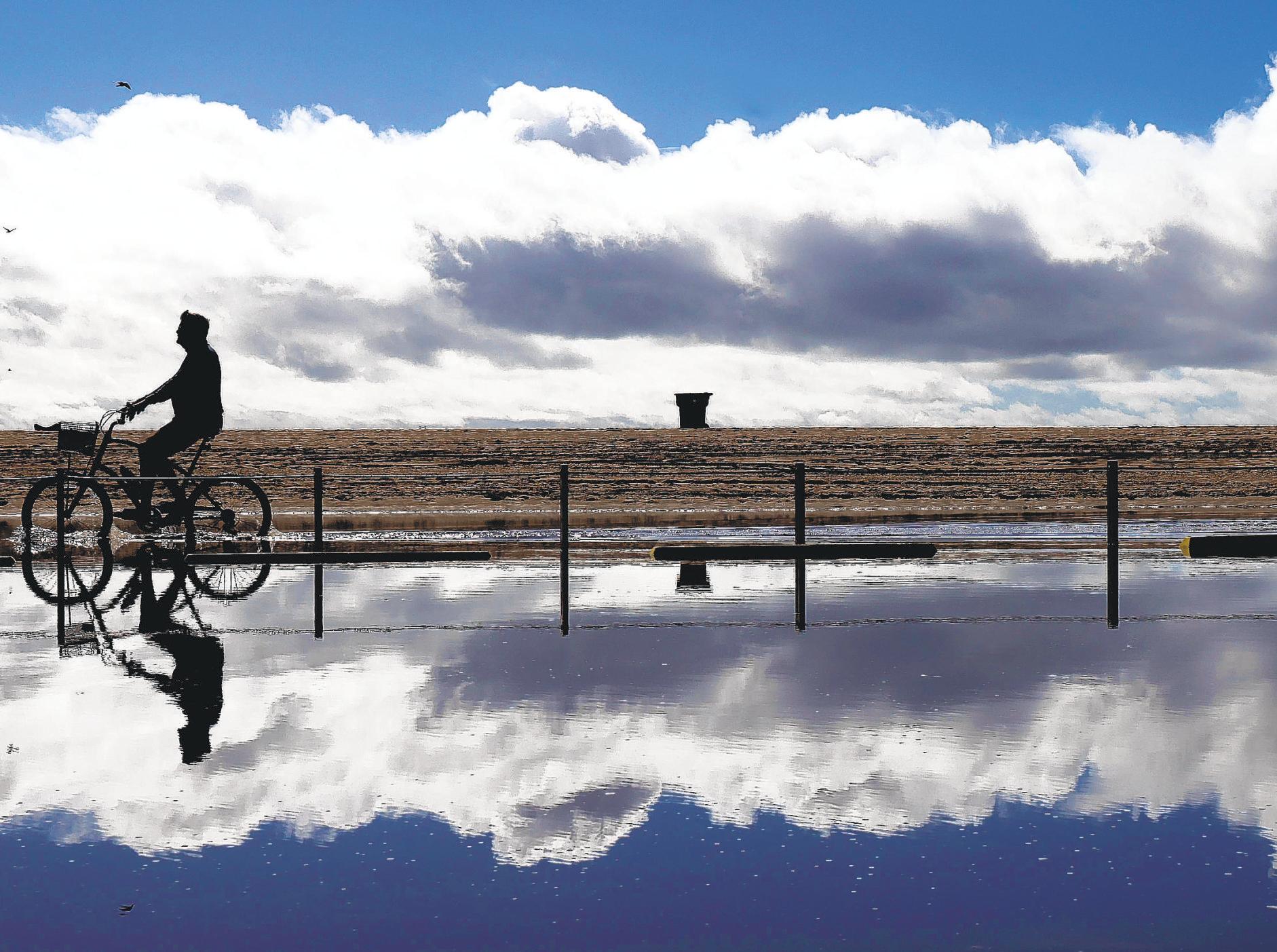 Rare October rains may delay Southland fire season — a bit