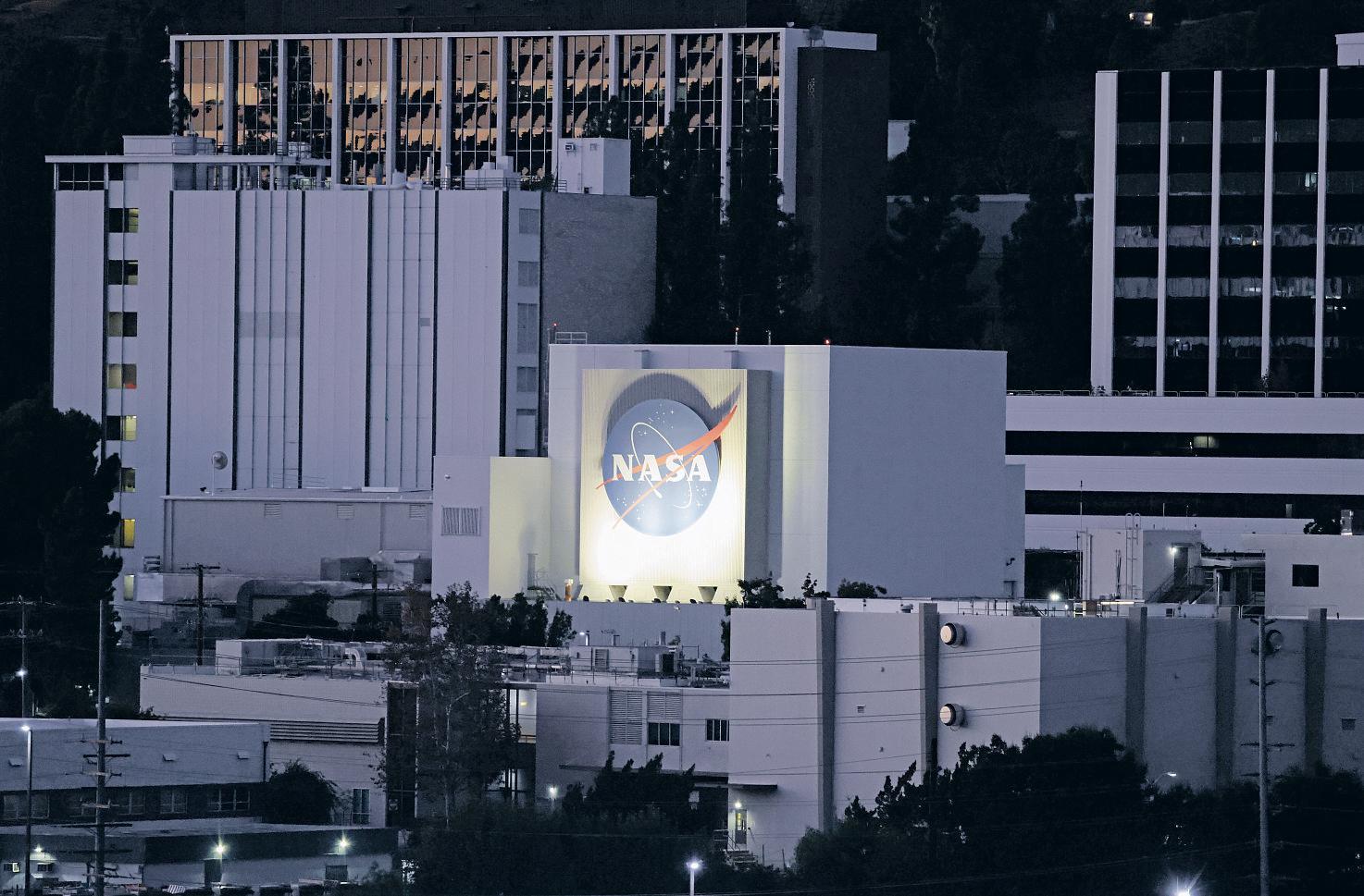 JPL's rough ride with layoffs