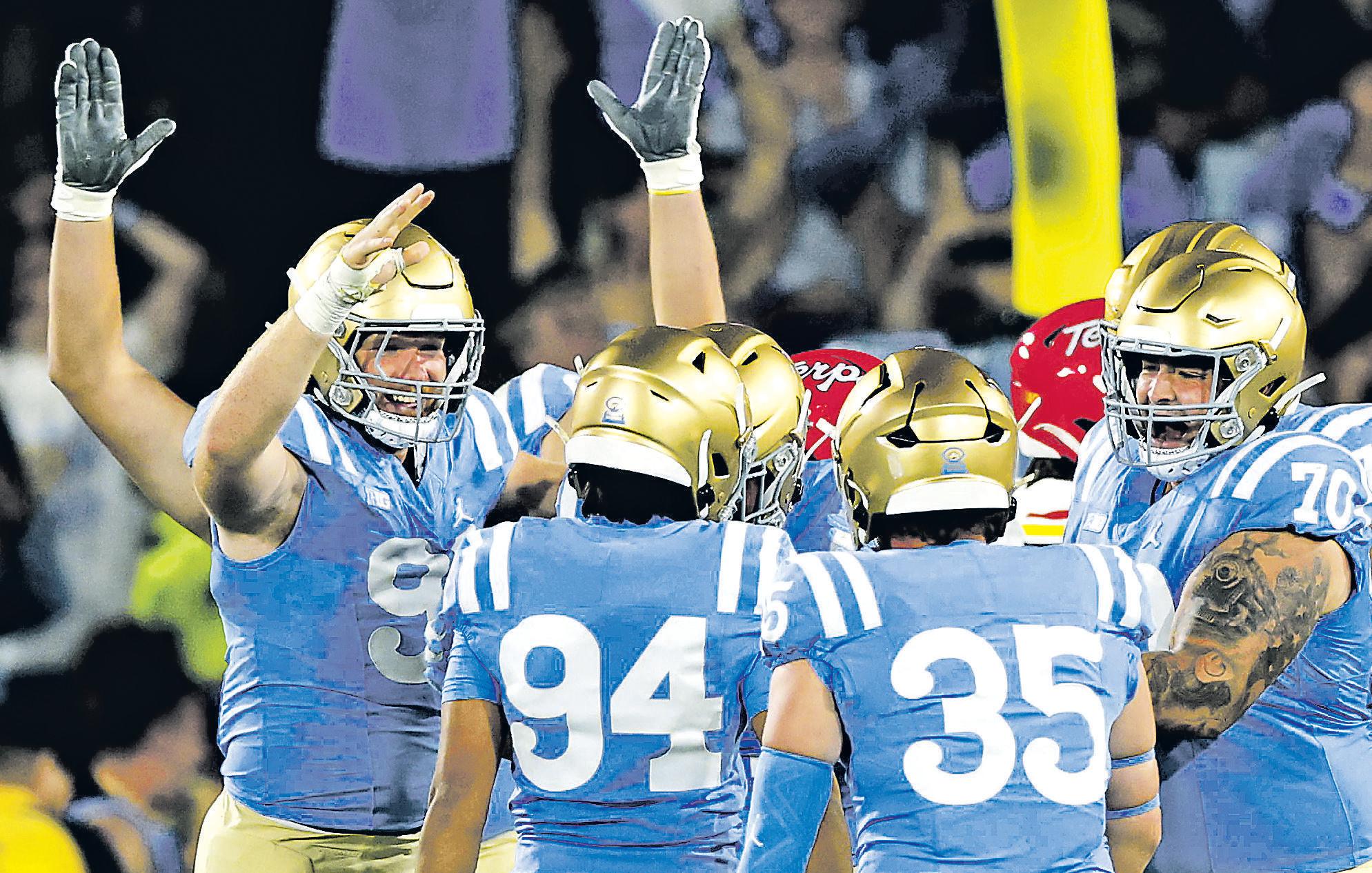 Iamaleava overcomes injury to spark UCLA win