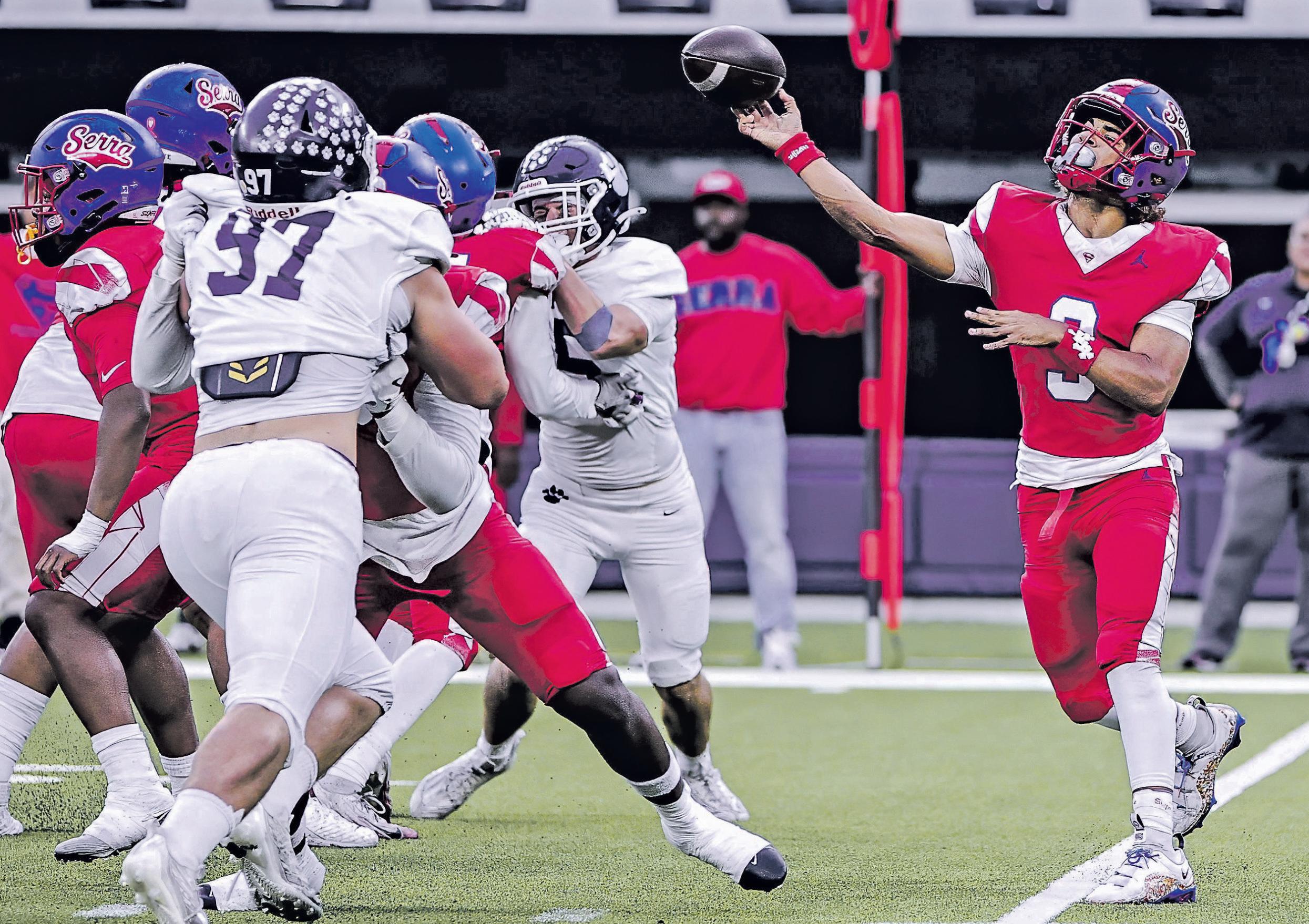 Amid fire and loss, Loyola's Meier stands tall