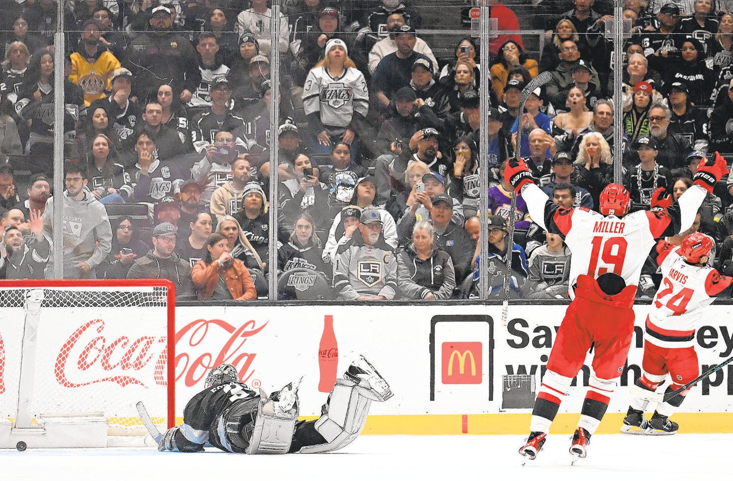 Kings' slide reaches four despite their late rally