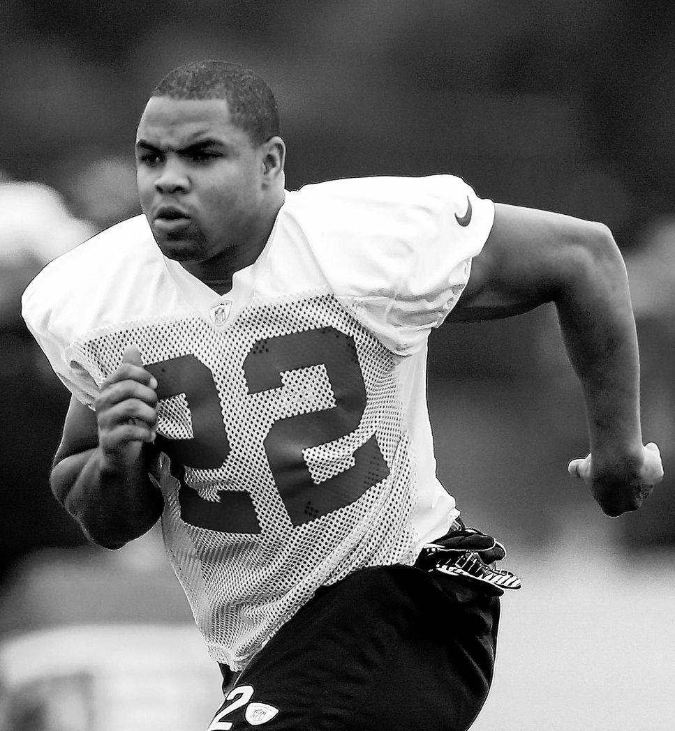 Officials to probe in-custody death of All-Pro Doug Martin