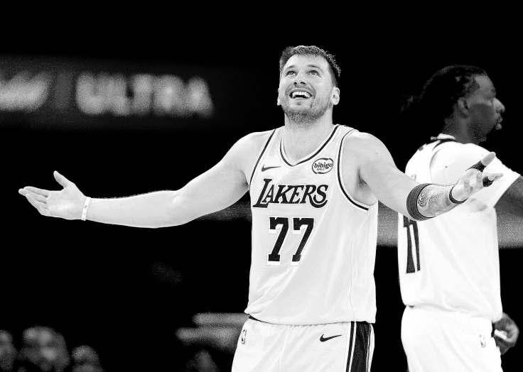 Doncic’s 49 carry Lakers