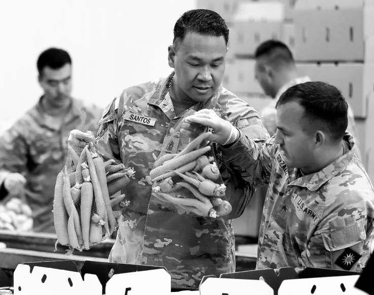 As shutdown grinds on, flight delays intensify