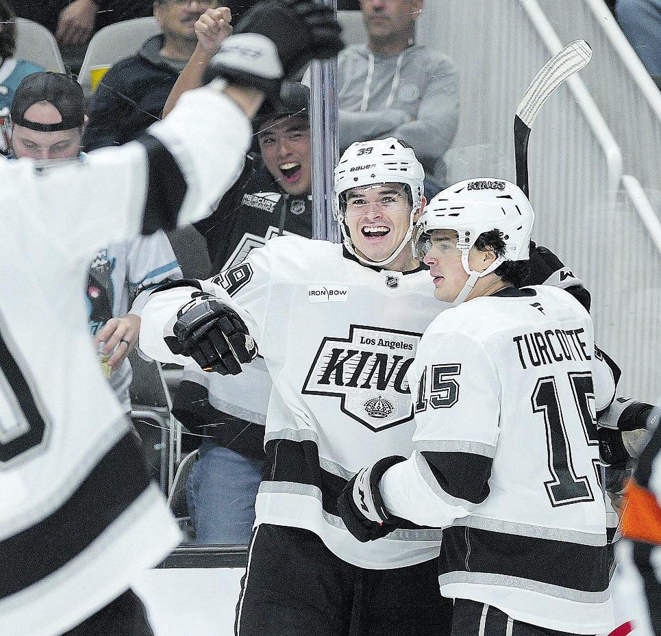 Kings waste early lead, hang on to win