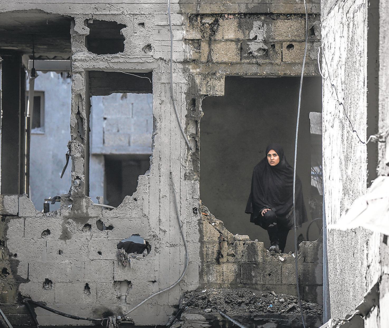 Israel says ceasefire back on after deadly strikes