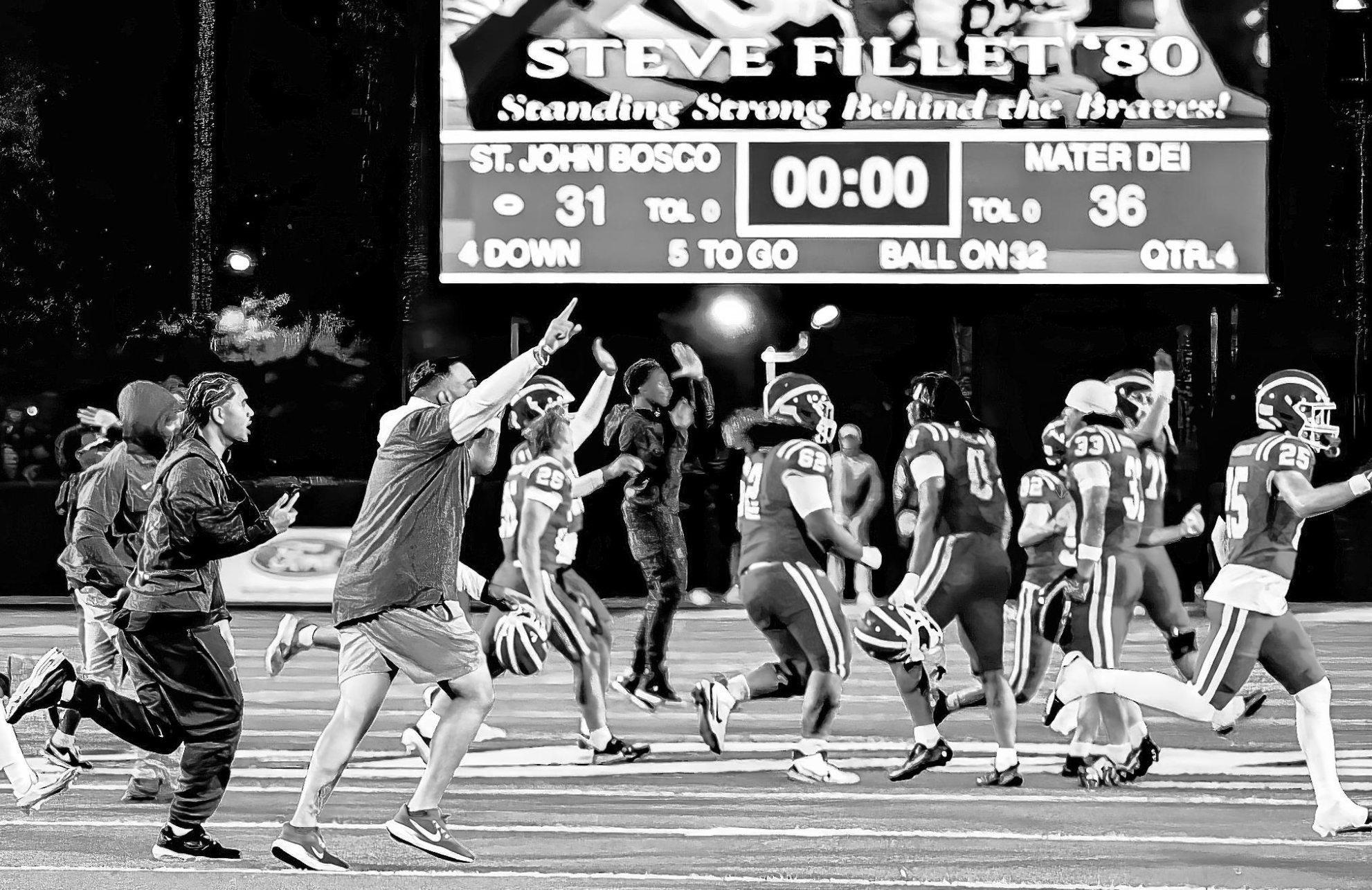 Mater Dei rallies to upset St. John Bosco