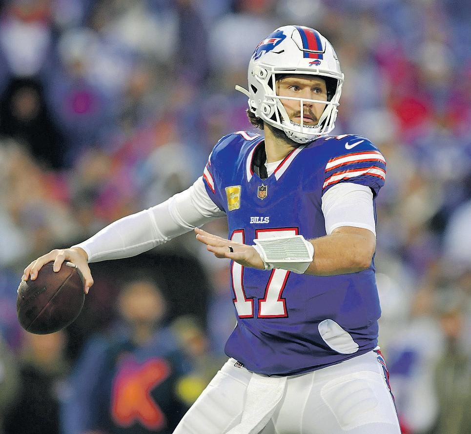 Bills able to fend off Mahomes rally, knock off Chiefs