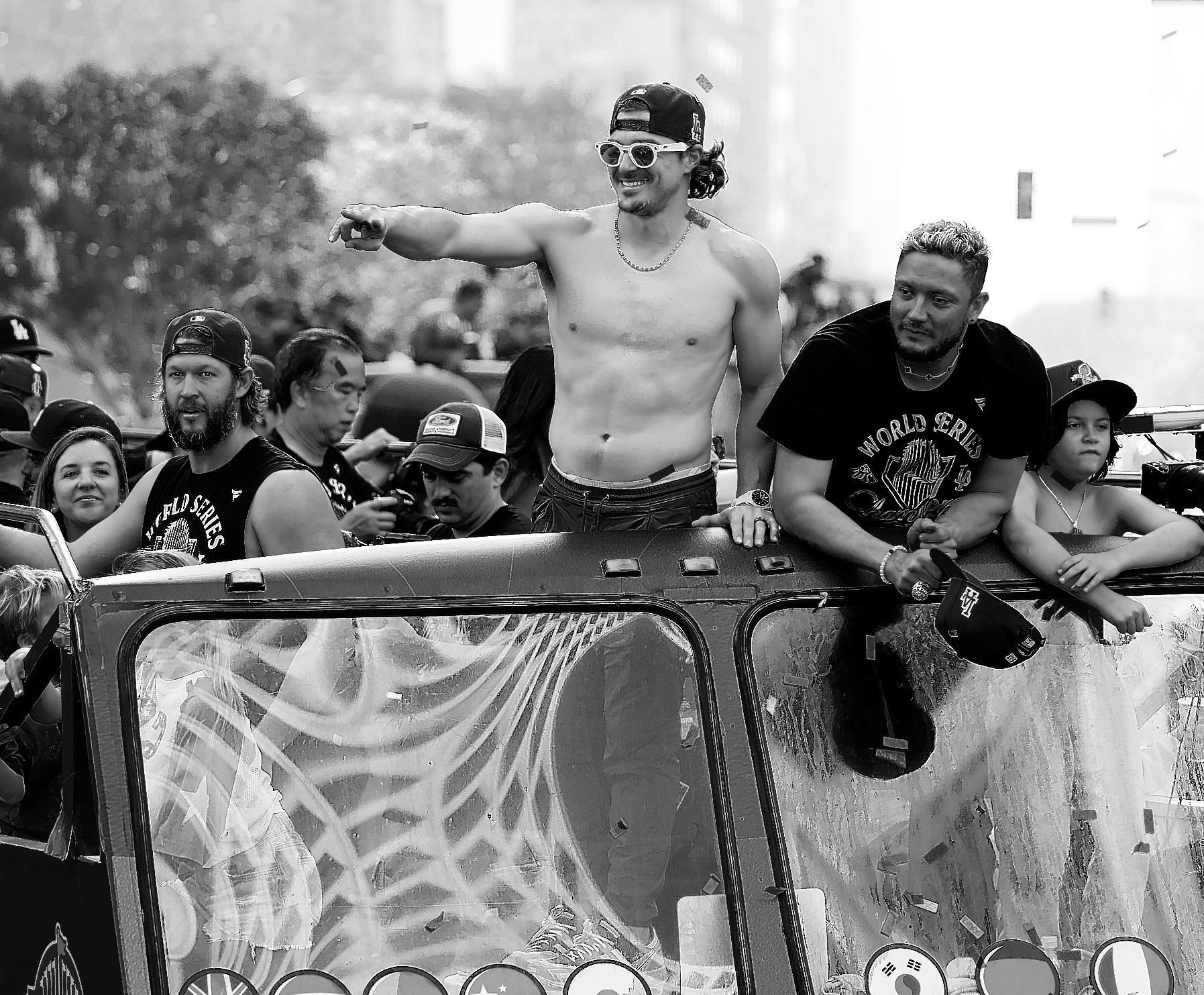 Dodgers vow to three-peat at World Series rally