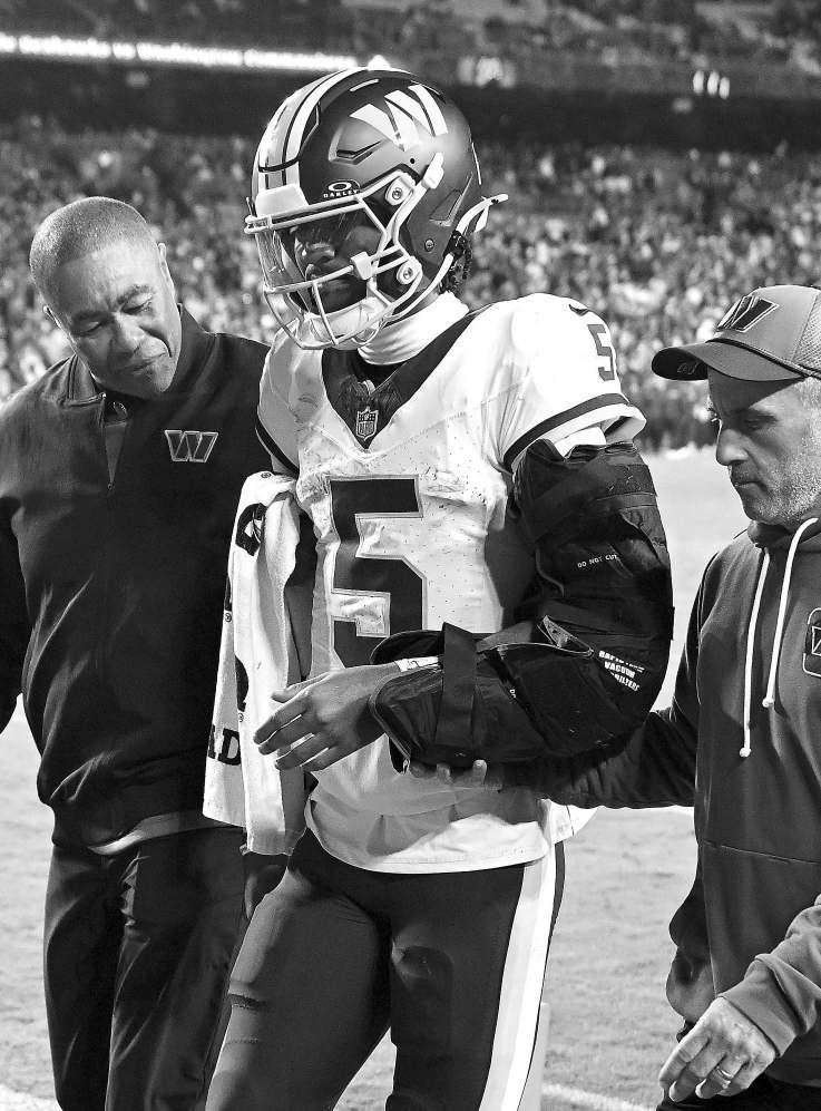 Daniels avoids surgery for dislocated elbow