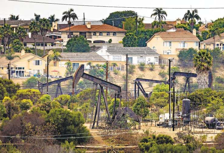 Baldwin Hills' next act: Park, homes or both?