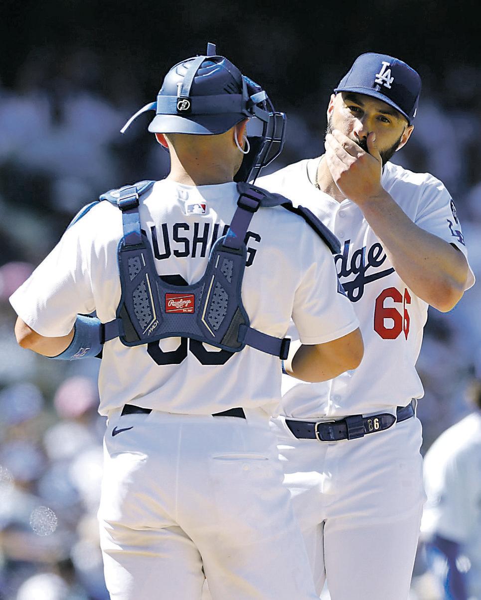 Dodgers seeking another closer ... if the deal is right