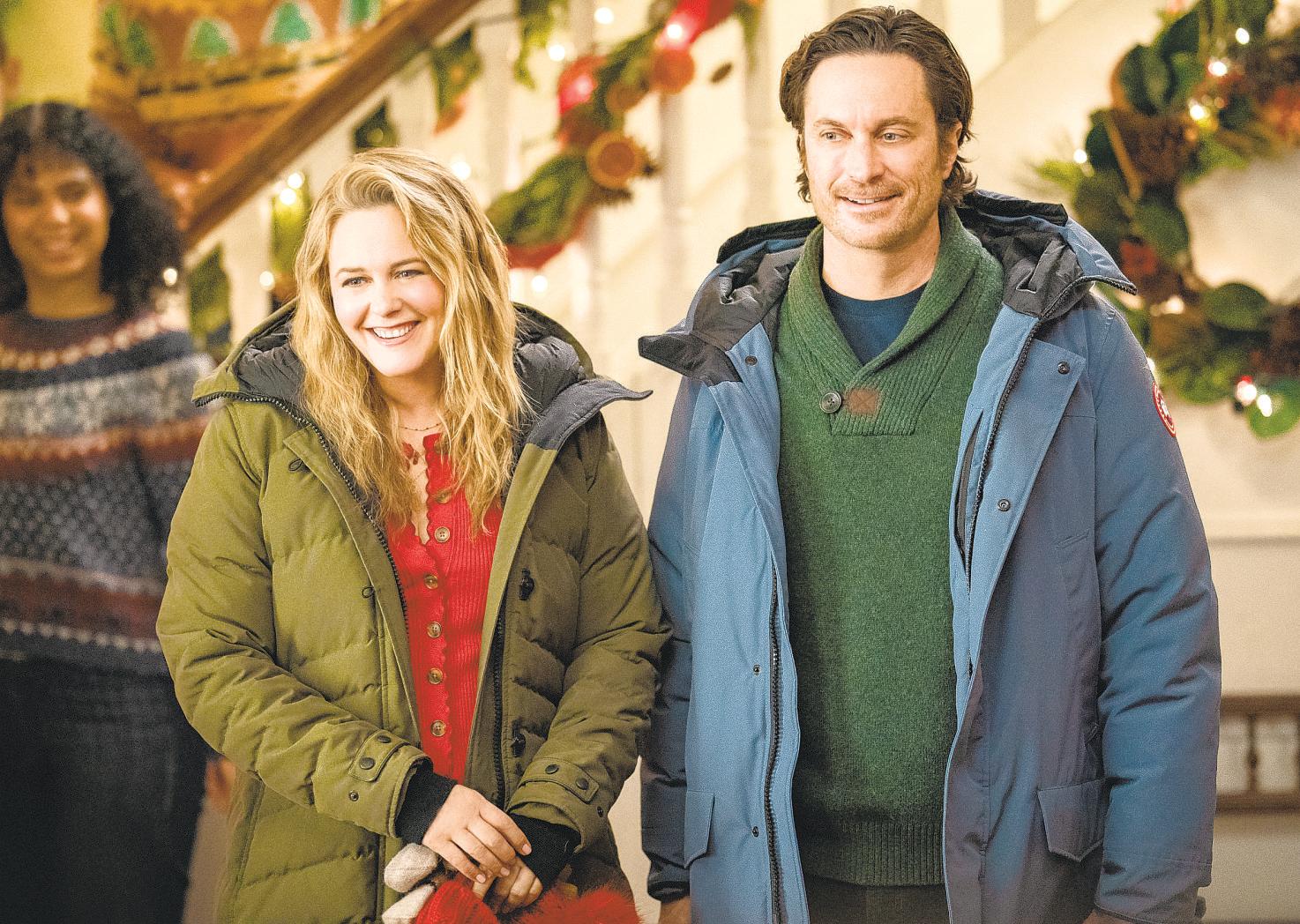 'A Merry Little Ex-Mas' doesn't shy away from family drama (or cheer)