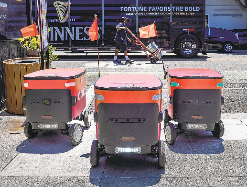 Delivery bots can now transport your groceries in L.A.