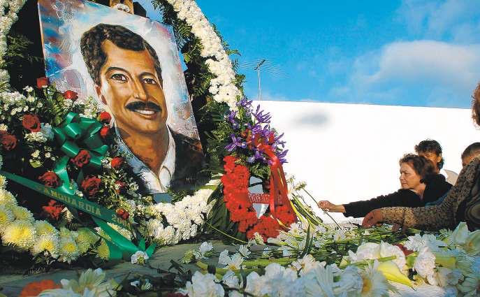 Arrest rekindles an enduring political mystery in Mexico