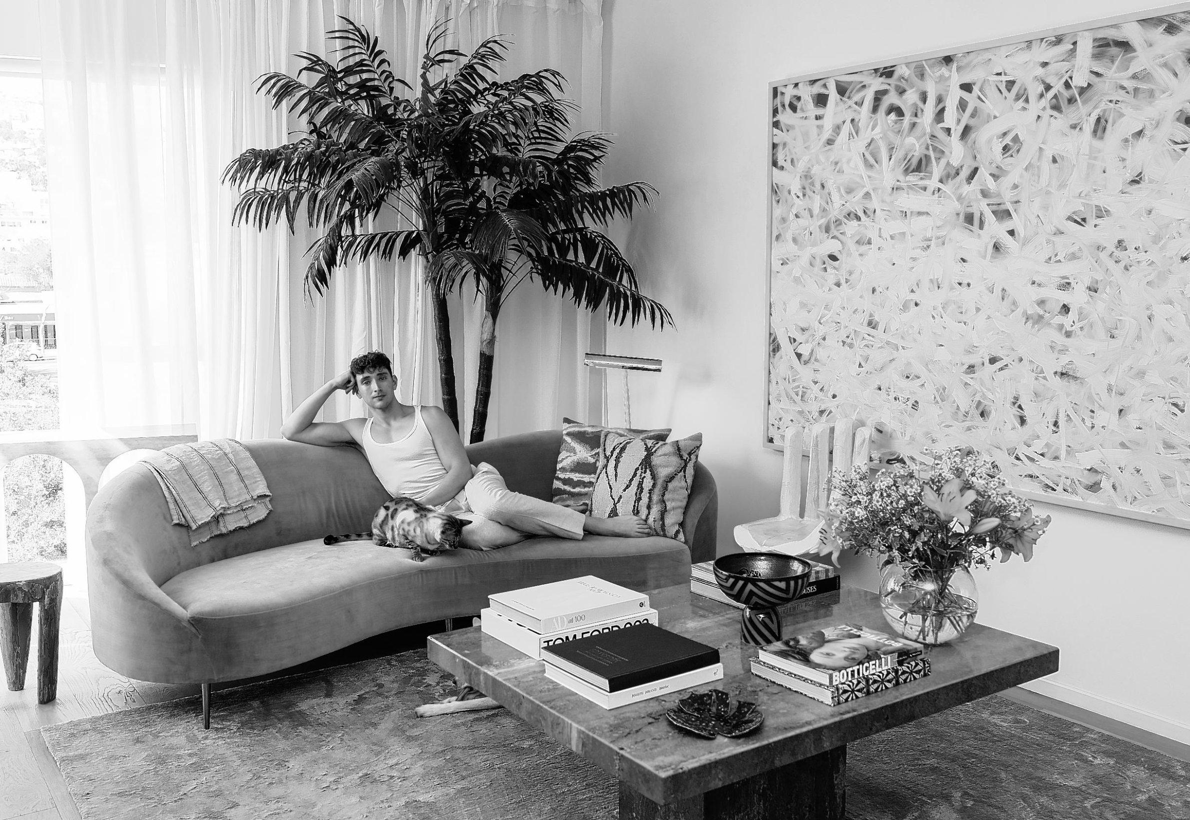 IT'S DESIGNED WITH THE PETS' FUR IN MIND