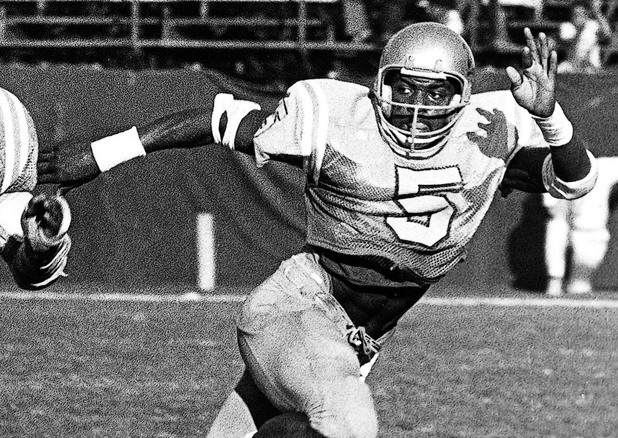 Hall of Fame safety, Bruins icon made mark as a punishing hitter