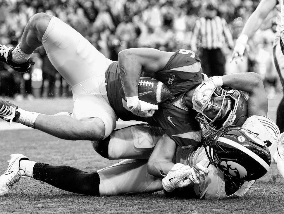 Trojans got out of mud at halftime