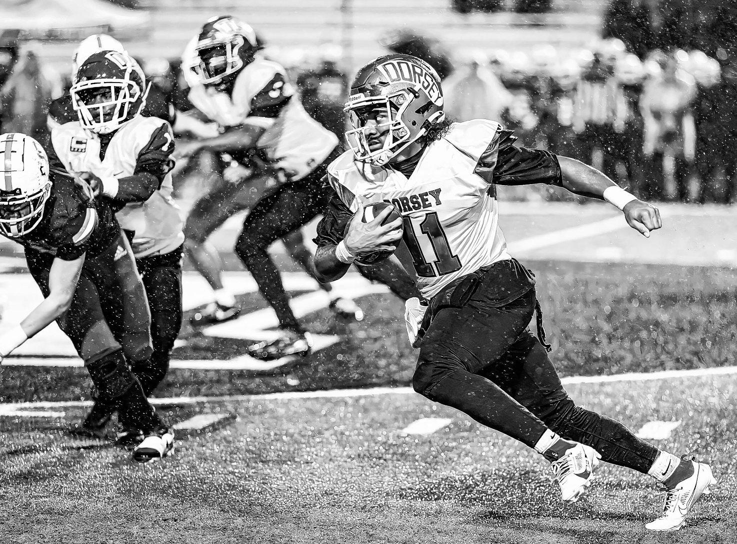 Unmoved by move, Dorsey advances to the semifinals