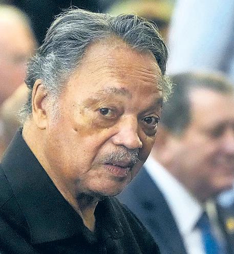 Jesse Jackson leaves hospital