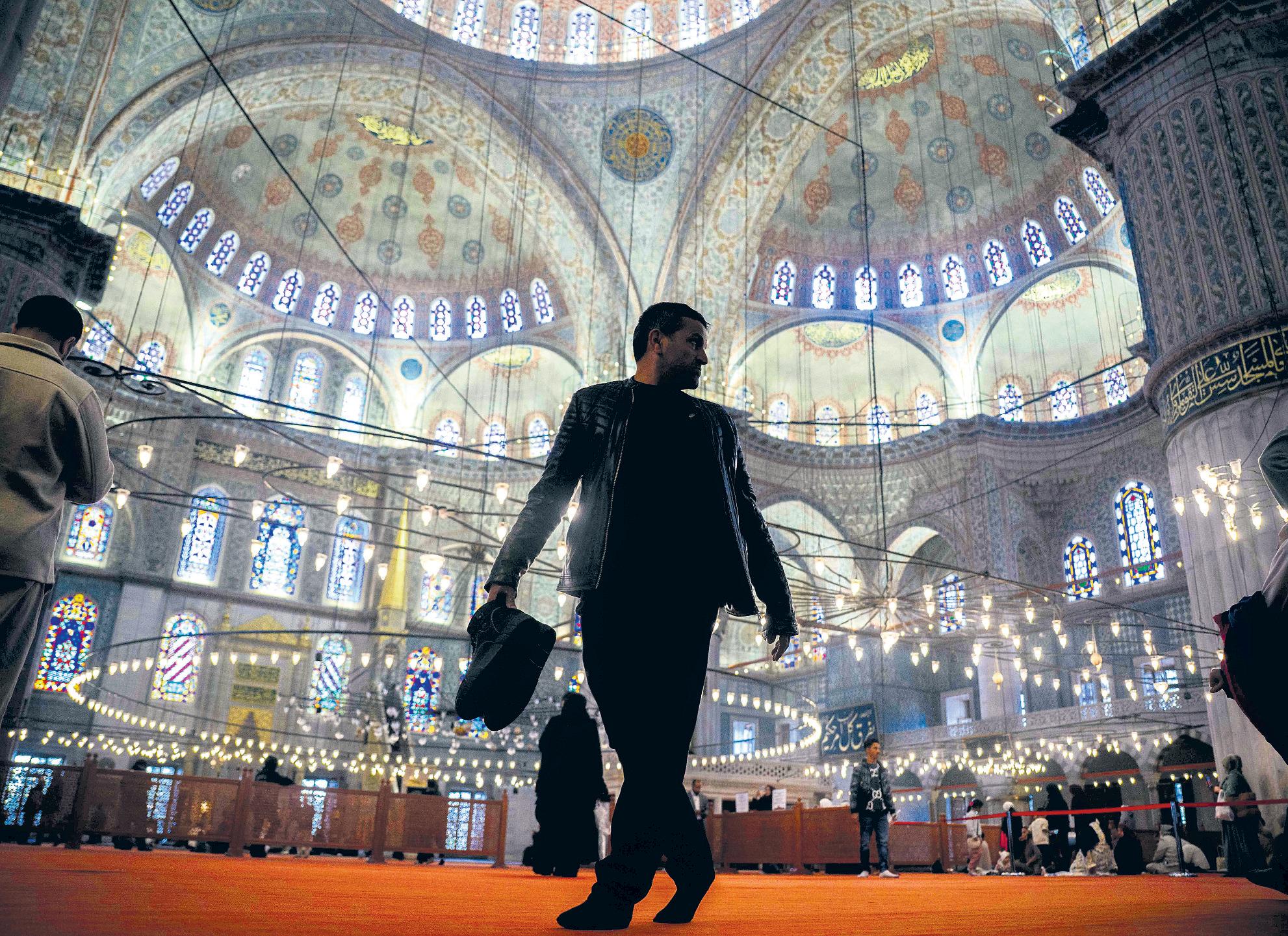 In Lebanon, hope and anticipation grow as pope begins overseas trip