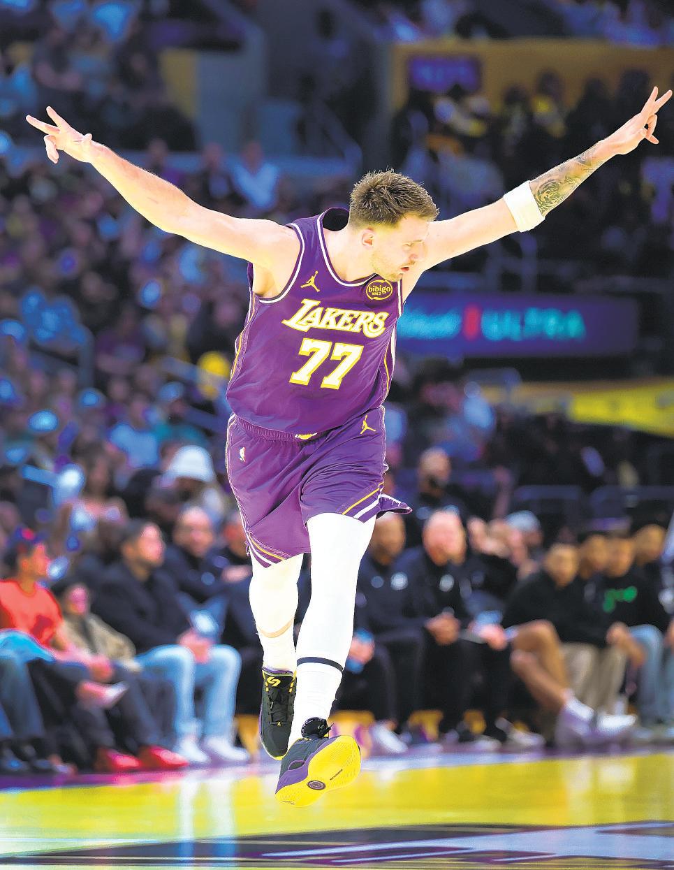 Doncic dominates Clippers again as Lakers soar to win