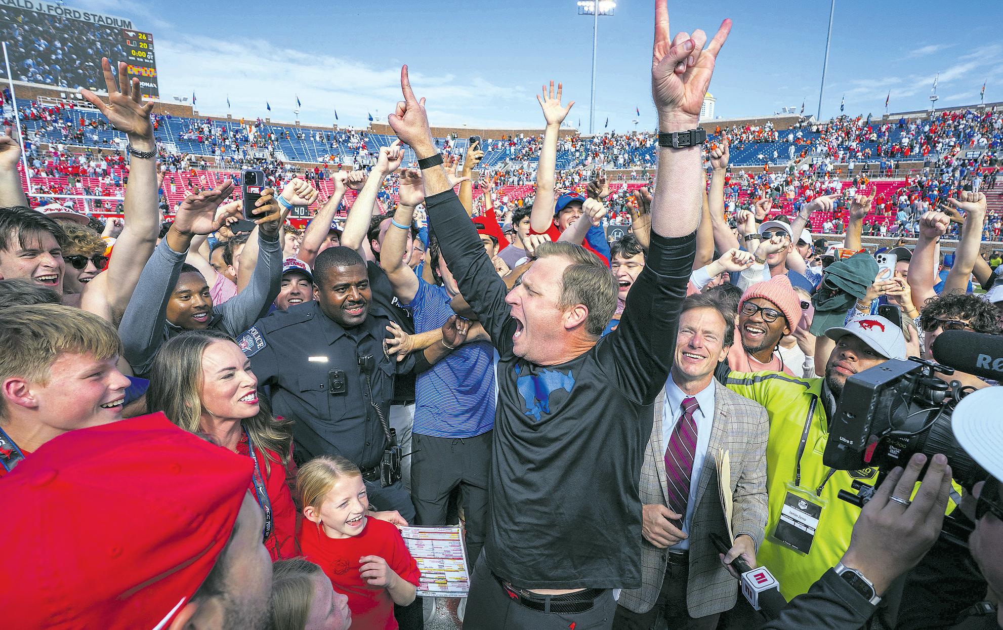 ACC epitomizes chaos in supersized conferences