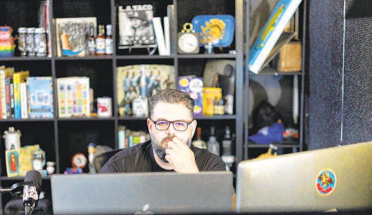 The ex-landscaper behind the real-time deportation diary L.A. never wanted