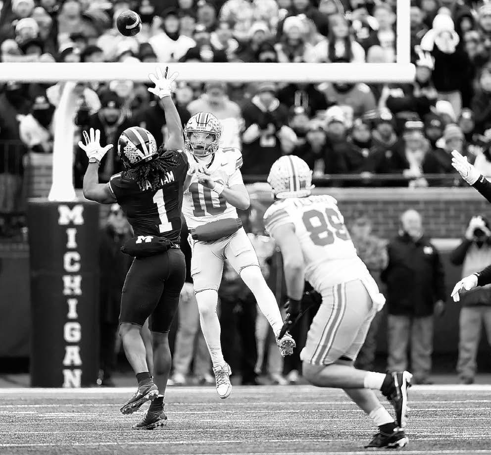 Ohio State defeats Michigan, faces showdown of top teams