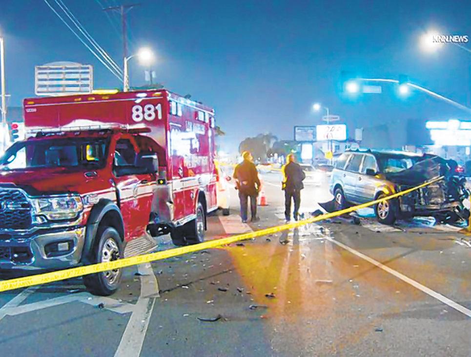 SUV hits L.A. ambulance; 5 hurt