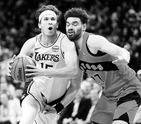 James ends long streak in style