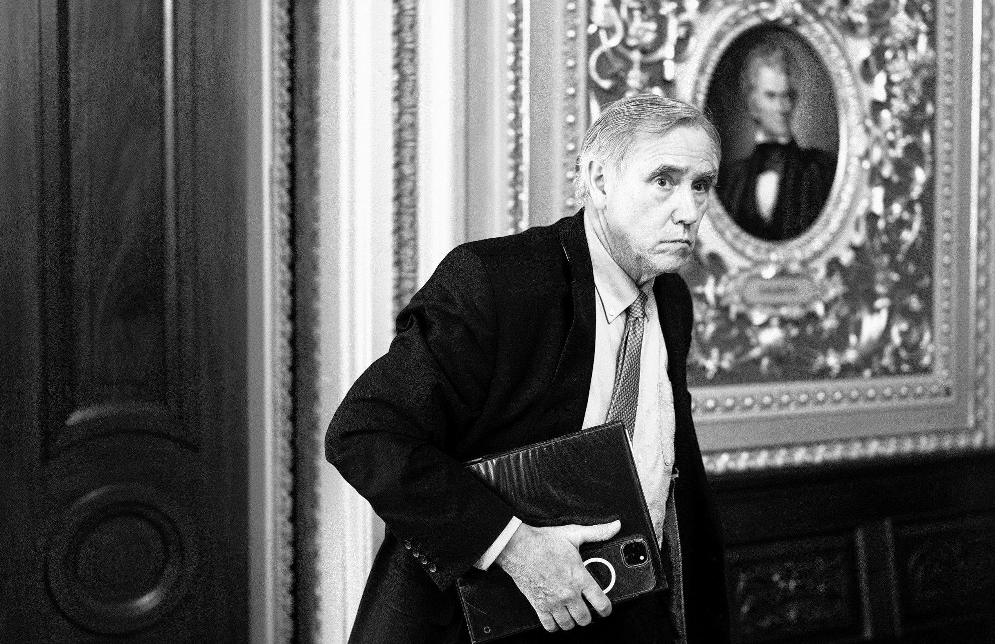A man on a mission to reform Senate filibuster