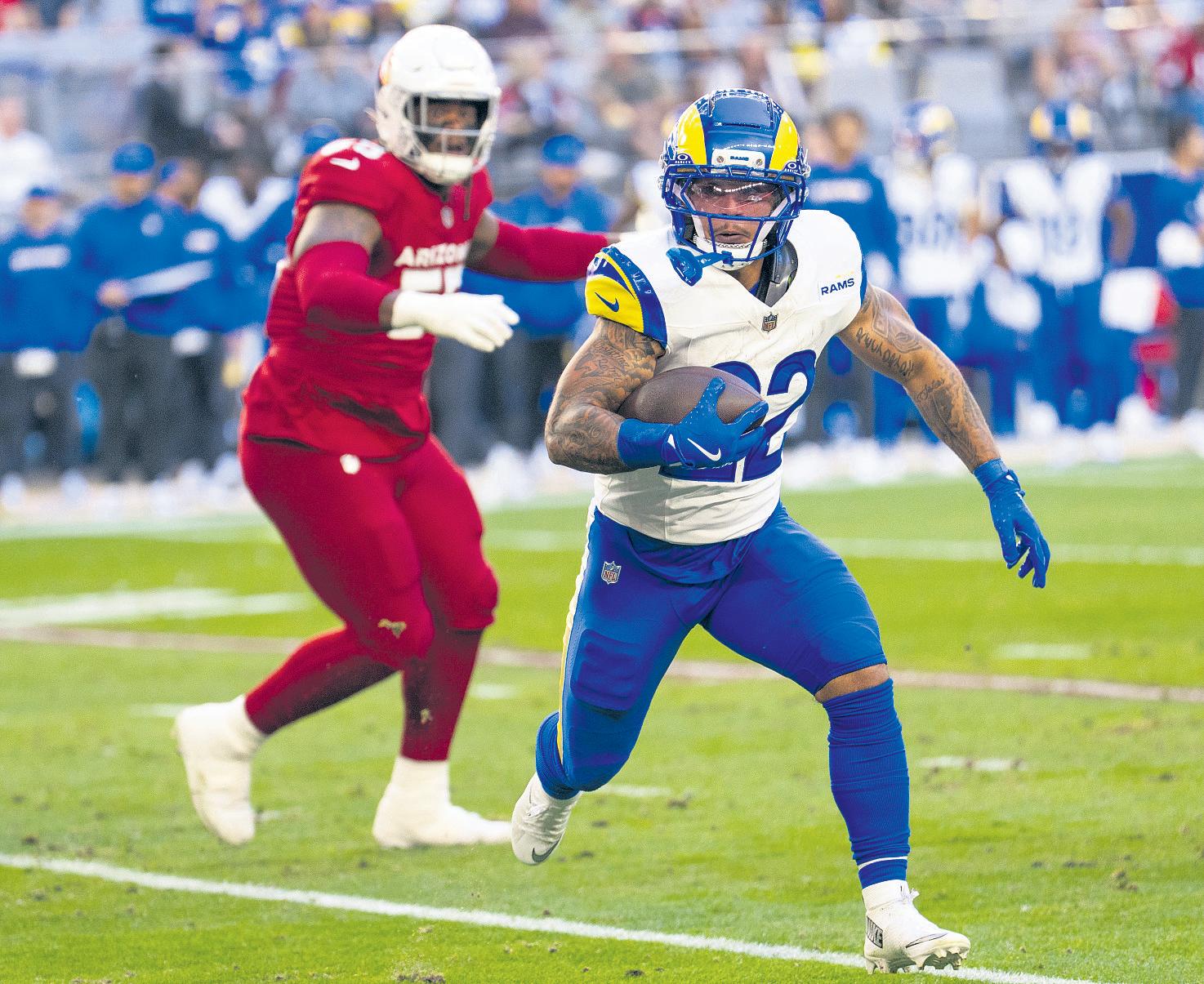 Corum's emergence gives Rams 1-2 punch in backfield