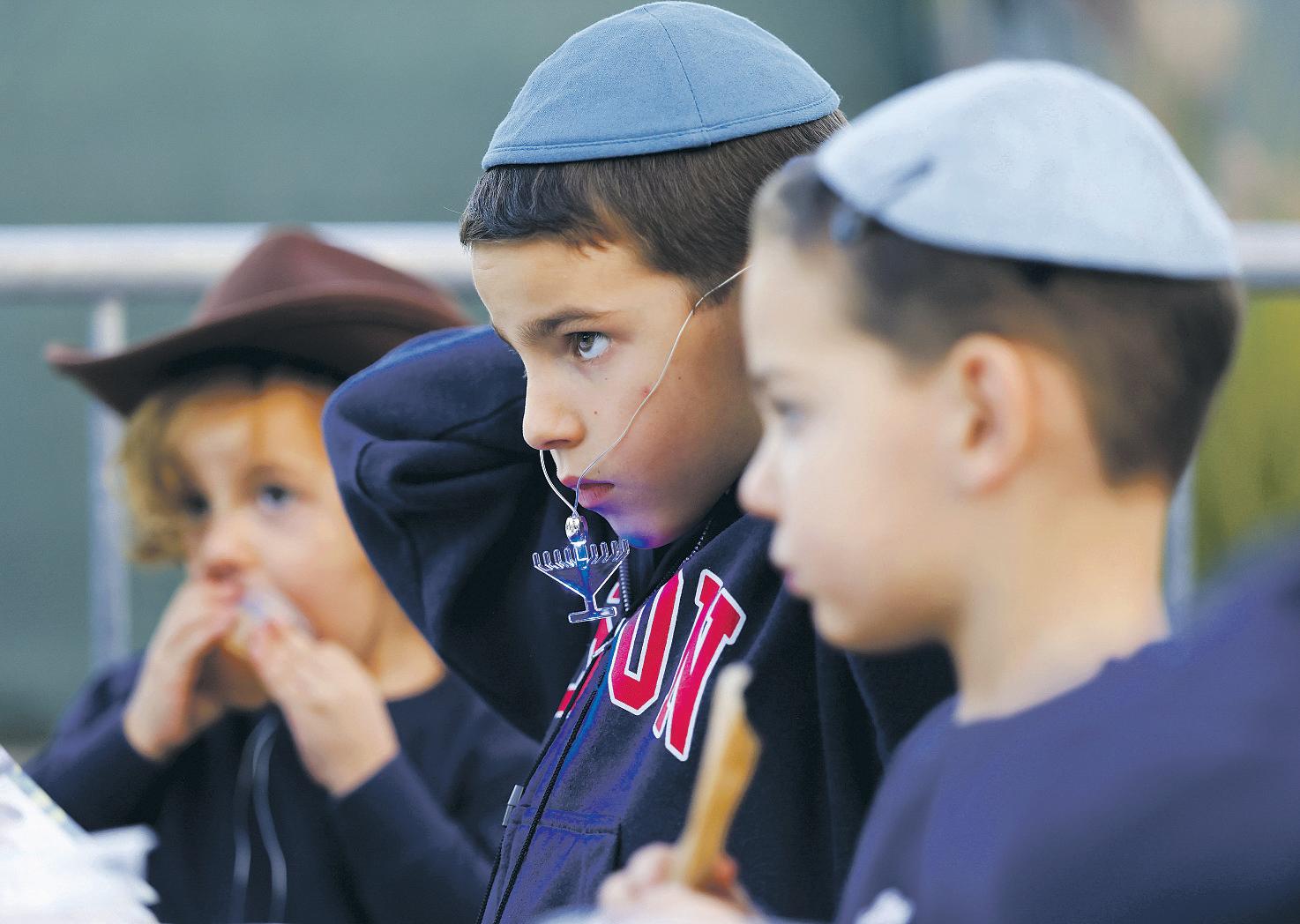 L.A. groups ramp up Hanukkah festivities after attack