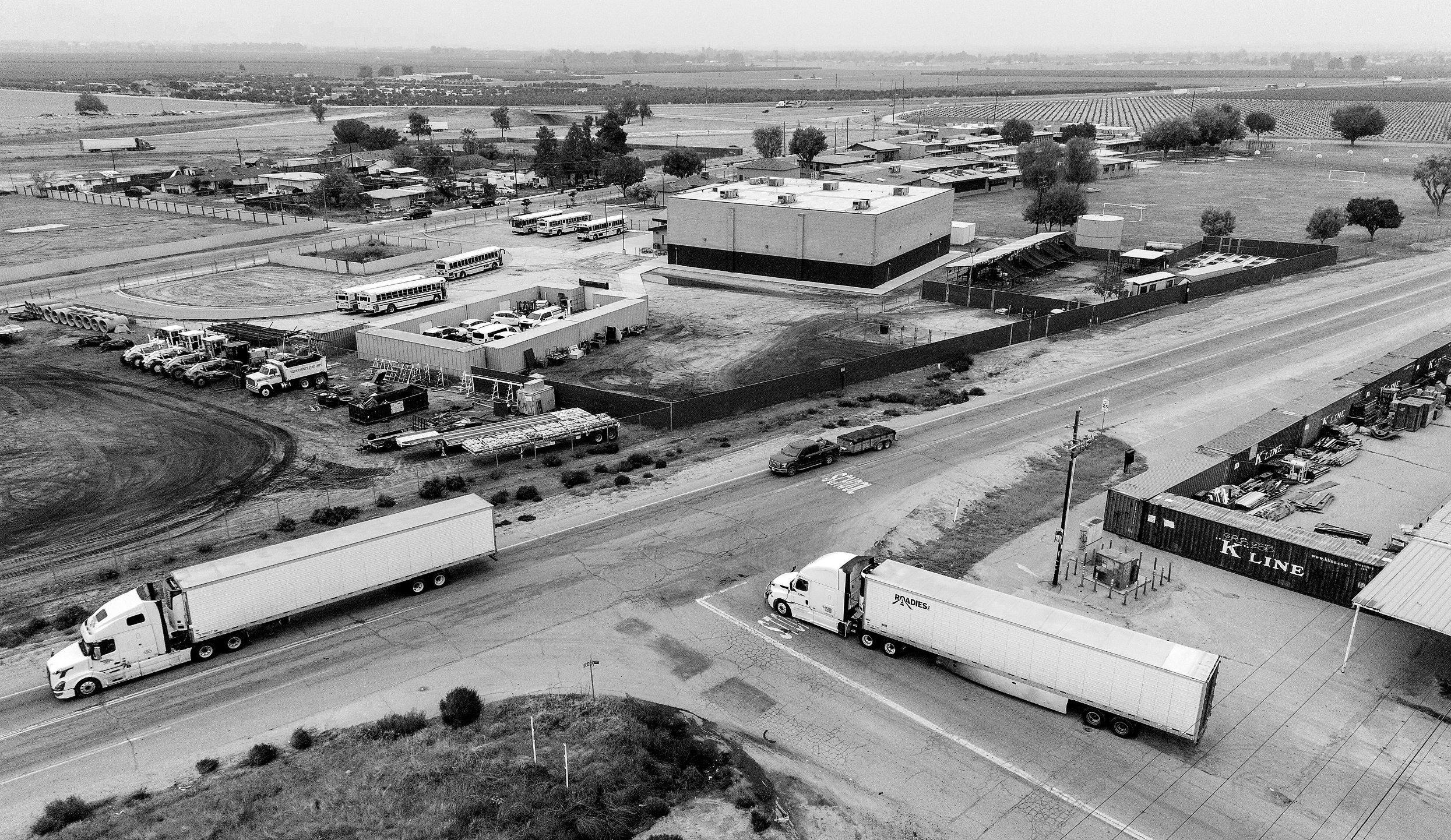 Feds scrutinize licenses for immigrant truck drivers