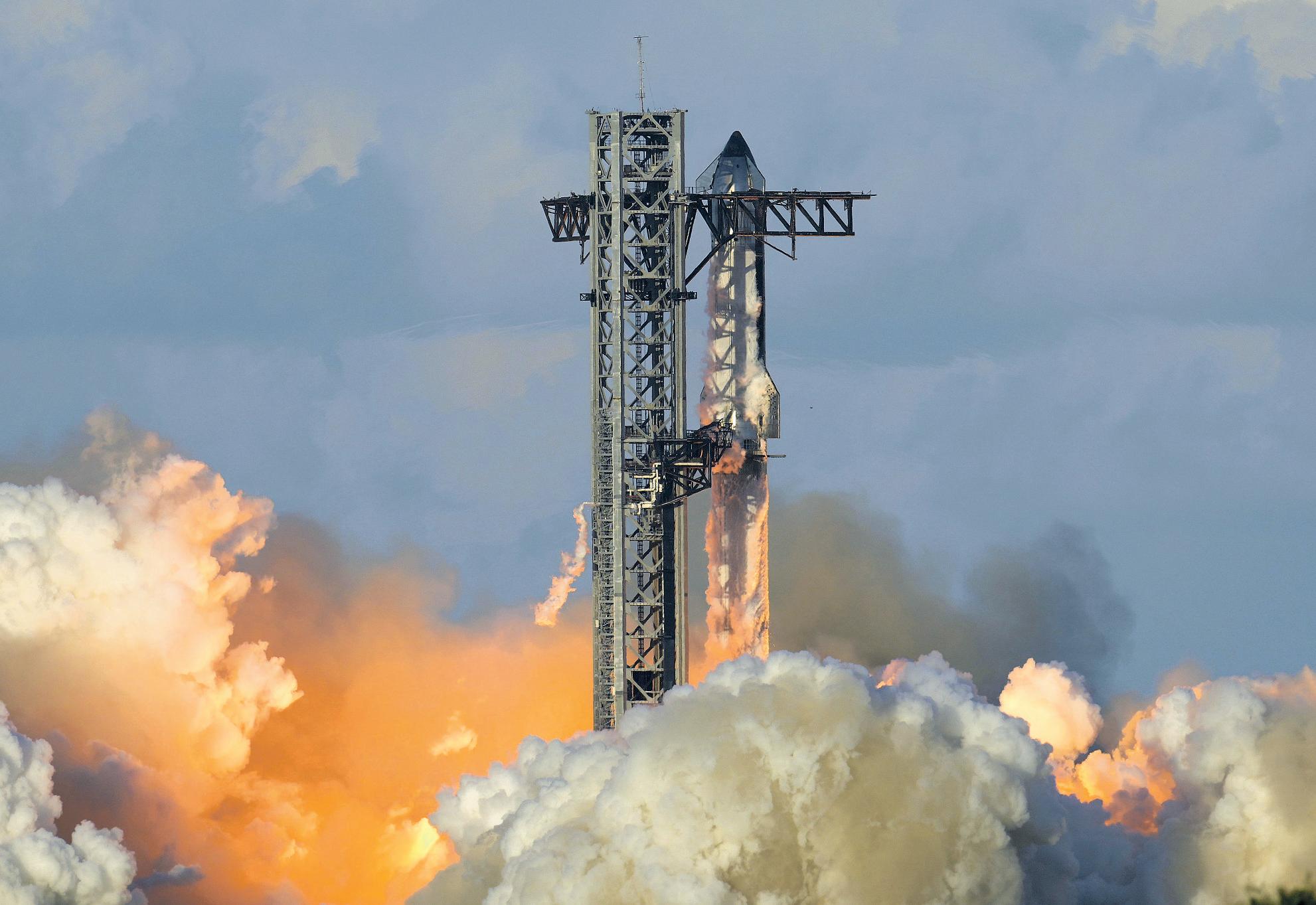 What's behind the SpaceX IPO hype?