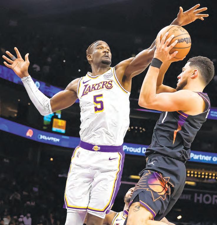Ayton ready; Doncic, Reaves day to day
