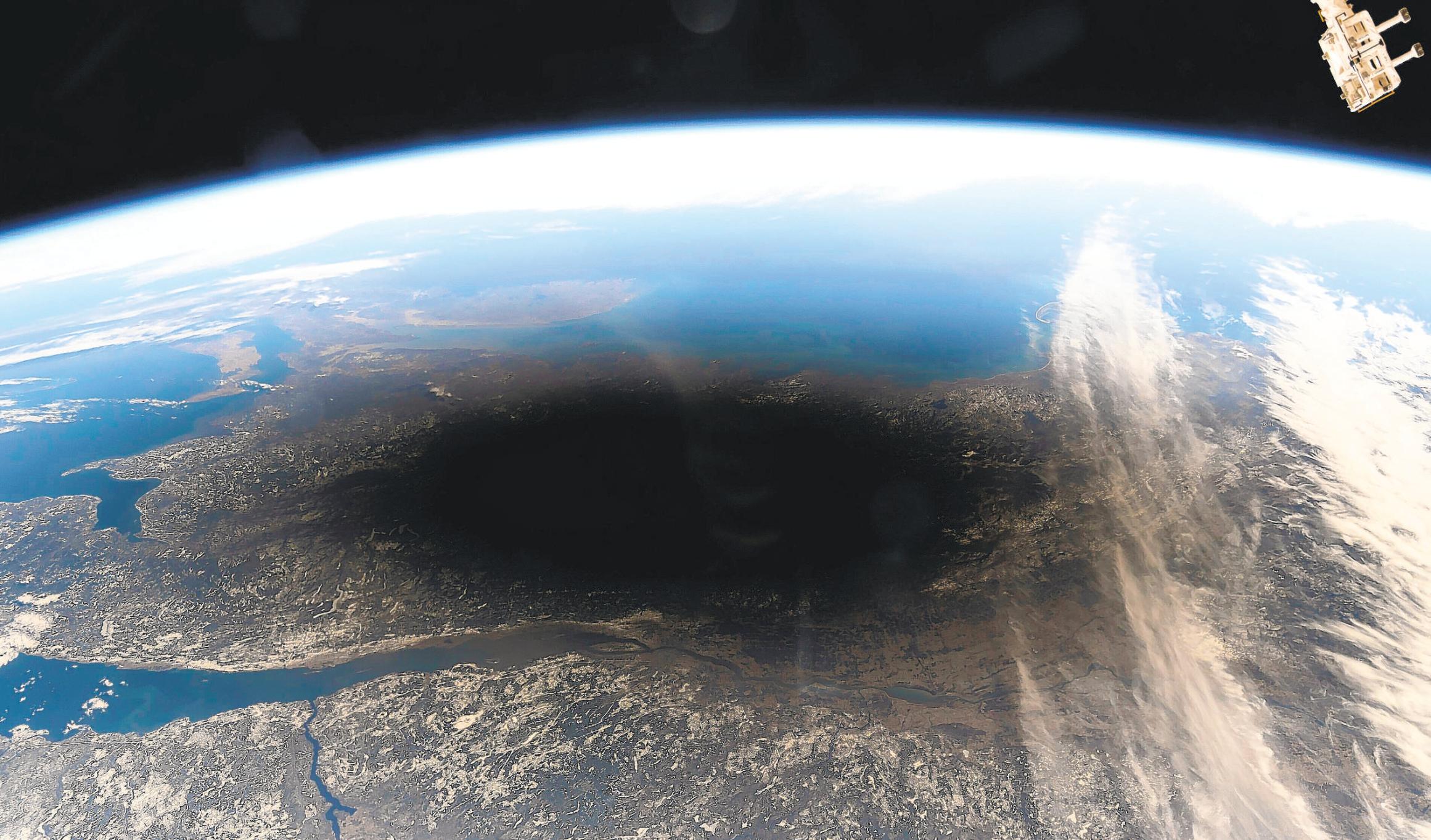A NEW YEAR OF COSMIC WONDERS