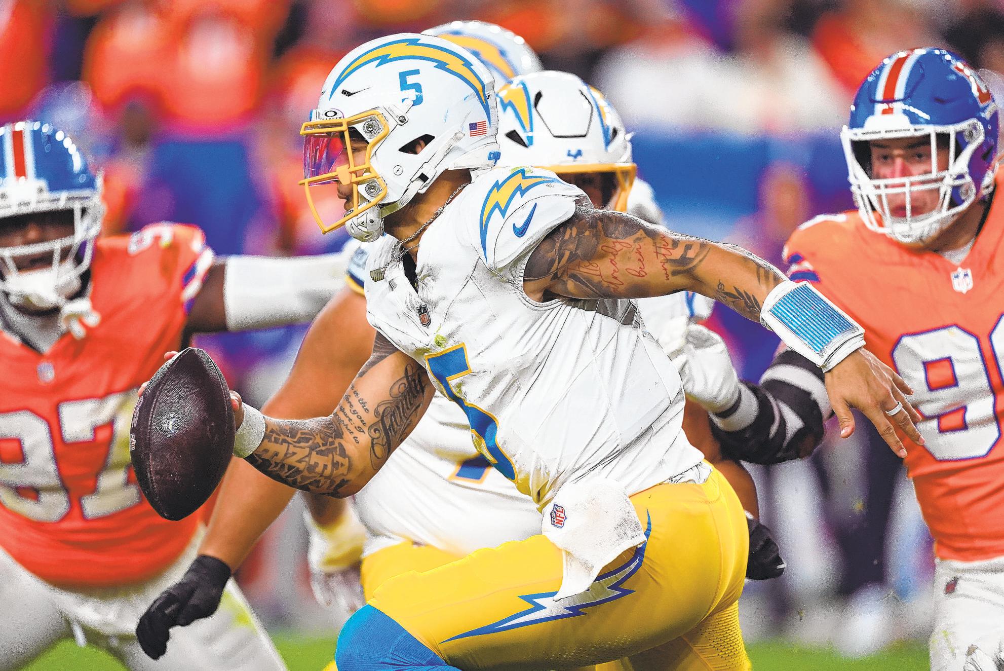 Broncos' starters outclass Chargers' understudies